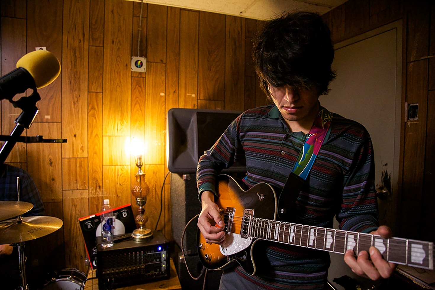 Análise de Solos de Guitarra Que Definiram o Rock
